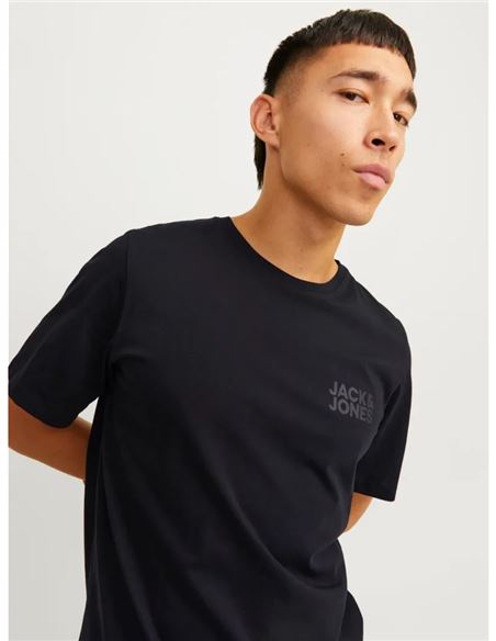 12151955_NEGRONEGRO_2